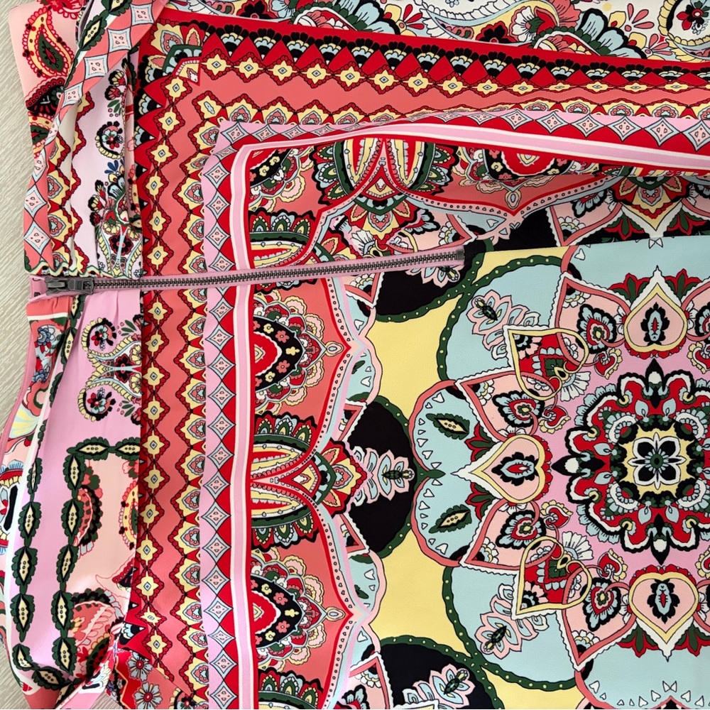 Alice + Olivia Pink Multi Floral Medallion Skirt